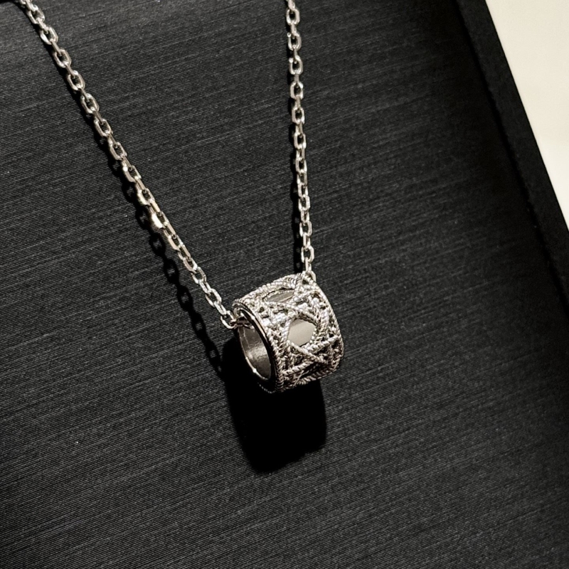 chr1st1an D10r necklaces